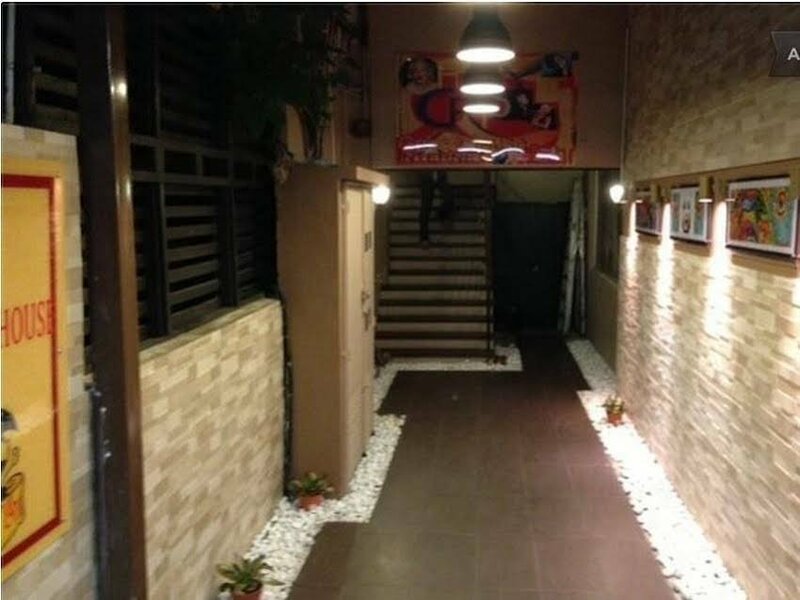 Гостиница Funky Crib Hotel в Куала-Лумпуре