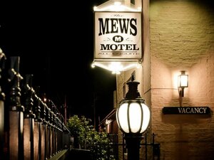 Гостиница The Mews Motel