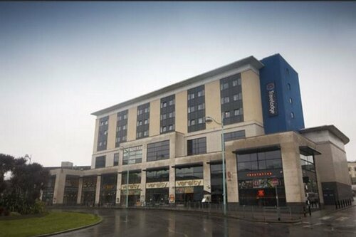 Гостиница Travelodge Plymouth в Плимуте