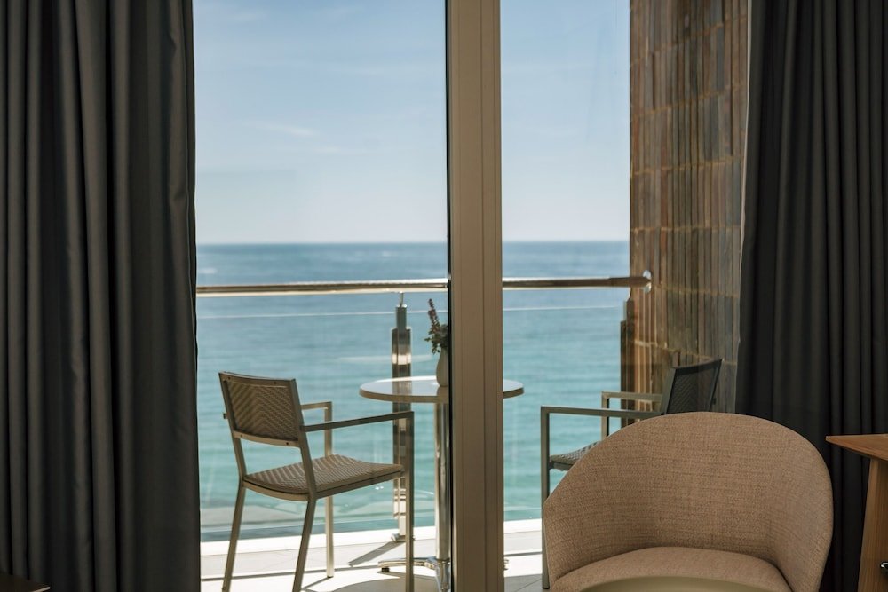Фото Innside by Melia Alicante Porta Maris