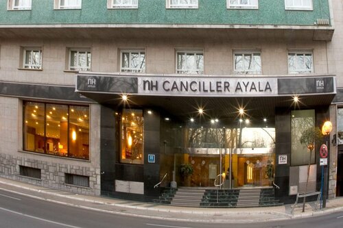 Гостиница Nh Canciller Ayala Vitoria в Витории