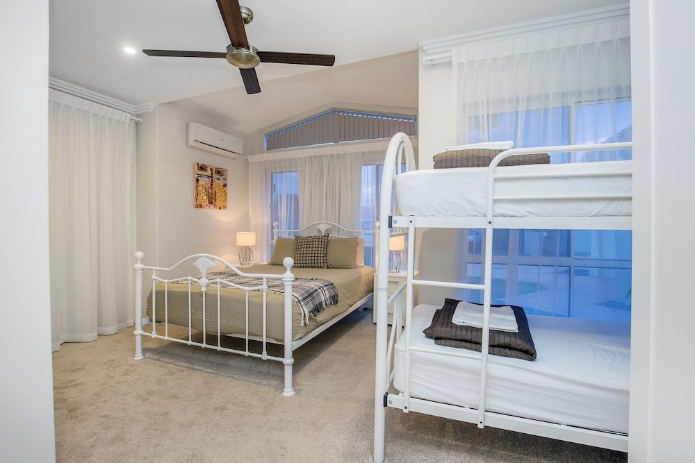 Фото Lakehouse Family Oasis