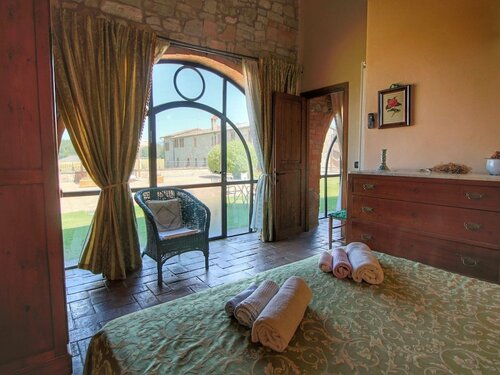 Гостиница Detached House for 4 People With Stunning Views of Estate