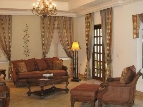 Фото Walking to the Beach Villa