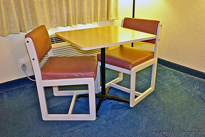 Фото Motel 6 Medford