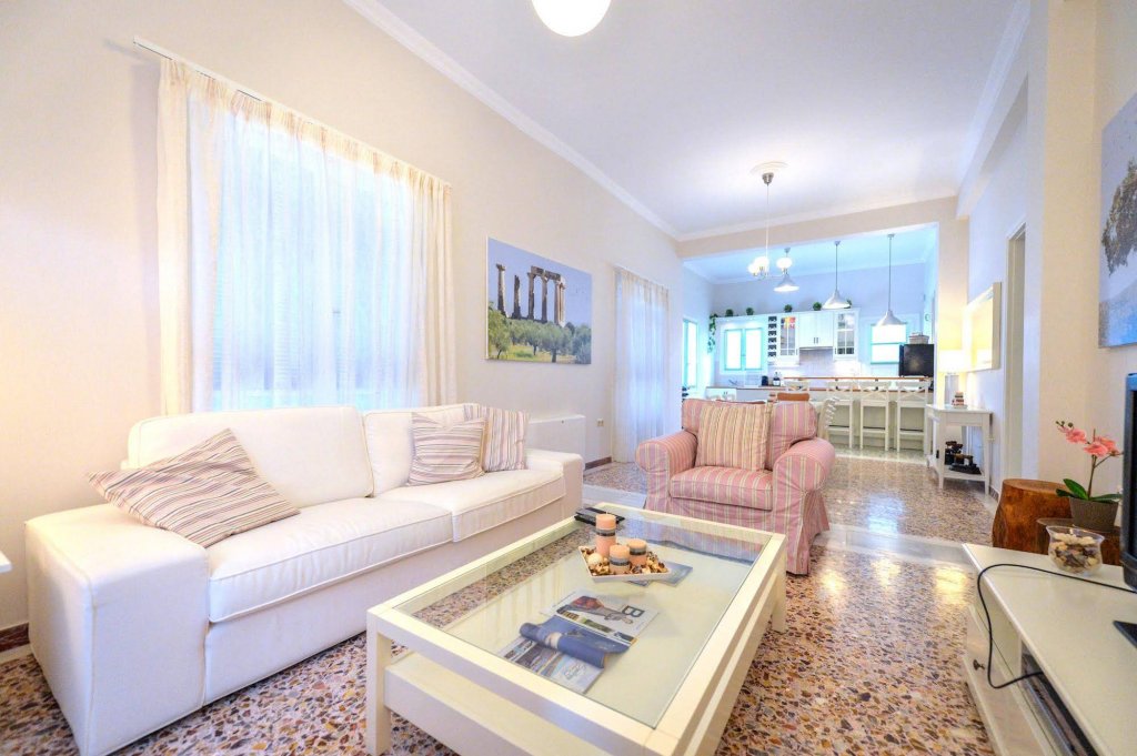 Фото The Mansion