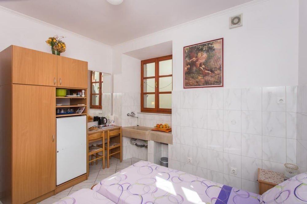 Фото Rooms Lovrijenac