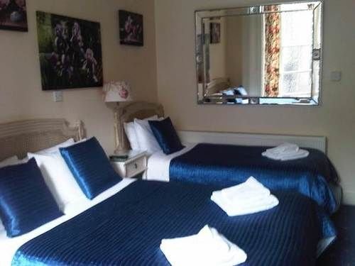 Фото Blades Hotel