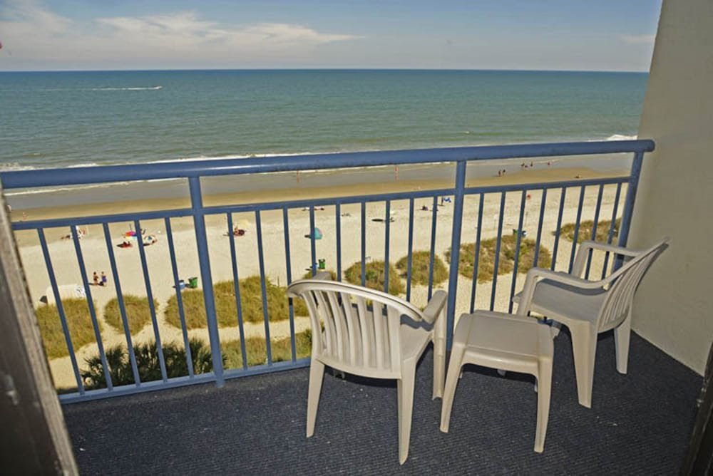 Фото Coral Beach Resort by Elliott Beach Rentals