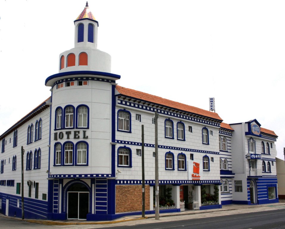 Фото отеля 1