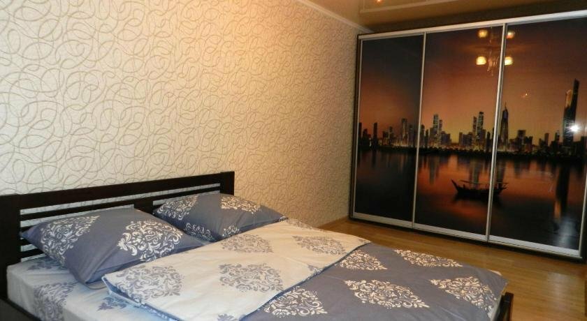 Short-term housing rental 2-Room Luxury Apartment On Ukrainskaya Street 43 by Grandhome, Zaporizhia, photo