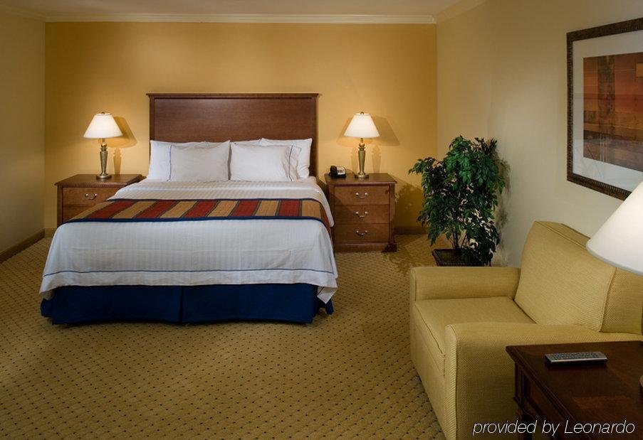Фото TownePlace Suites by Marriott San Antonio Northwest