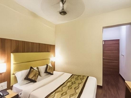 Фото Hotel Vales Park