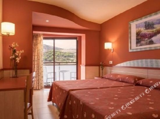 Фото H Top Calella Palace