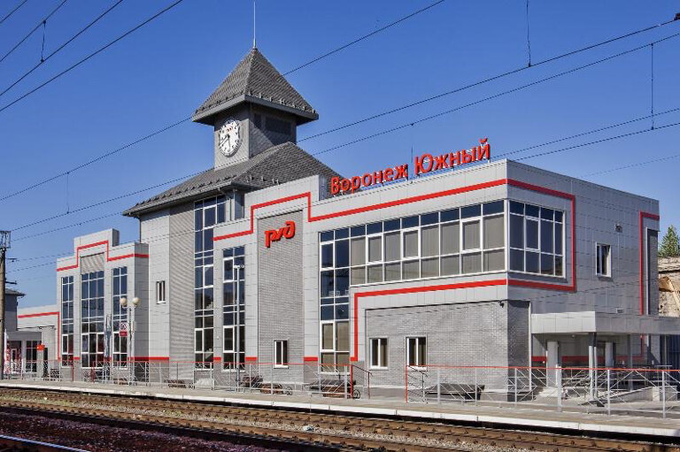 Temir yo‘l vokzali Voronezh-Yuzhnyi Station, Voronej, foto