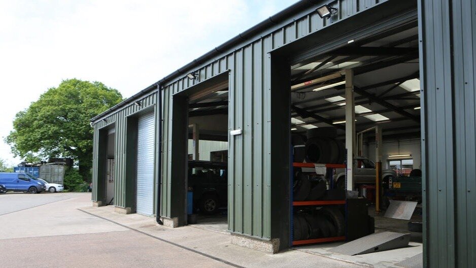 Vehicle assessment Windmill Garage, England, photo