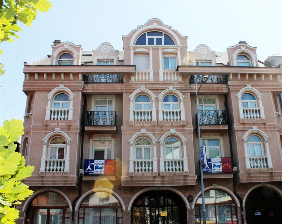 Фото отеля 1