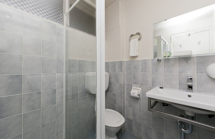 Фото Forrest Hotel and Apartments