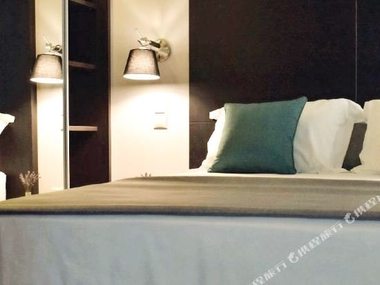 Фото Lozenge Hotel