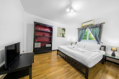 Гостиница Green Residence Pool Villa в Паттайе