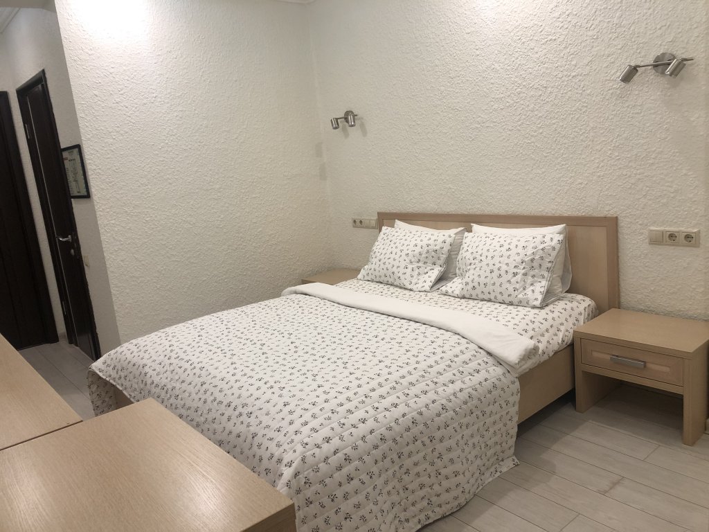 Фото Наботель