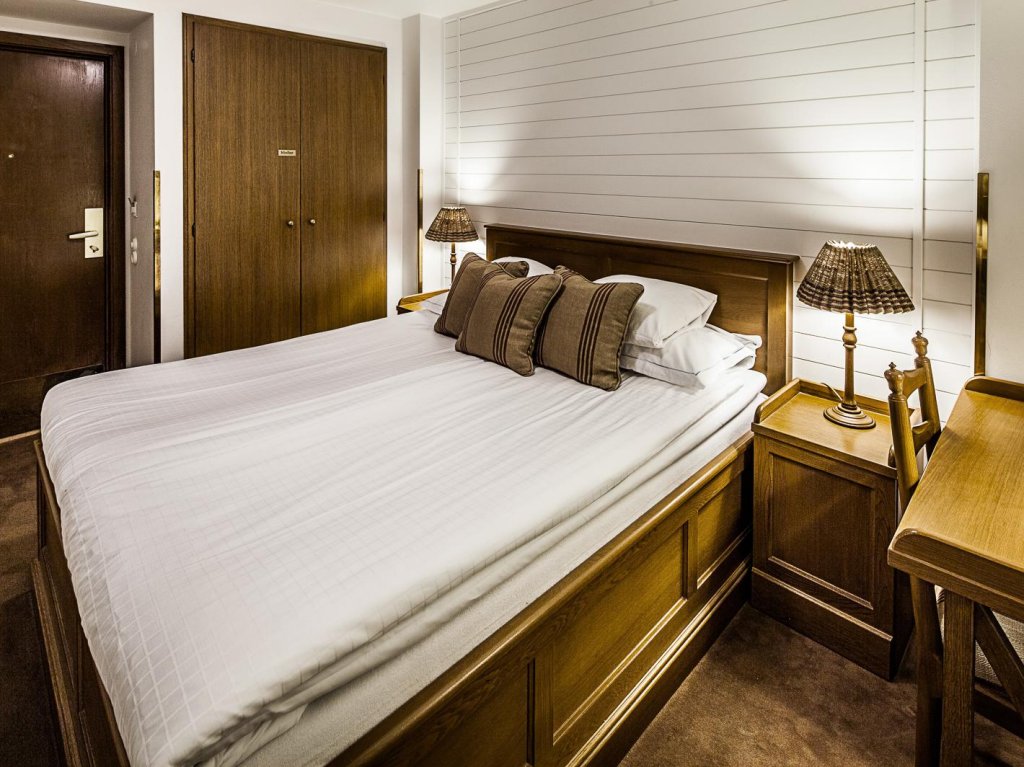 Фото The Sparrow Hotel