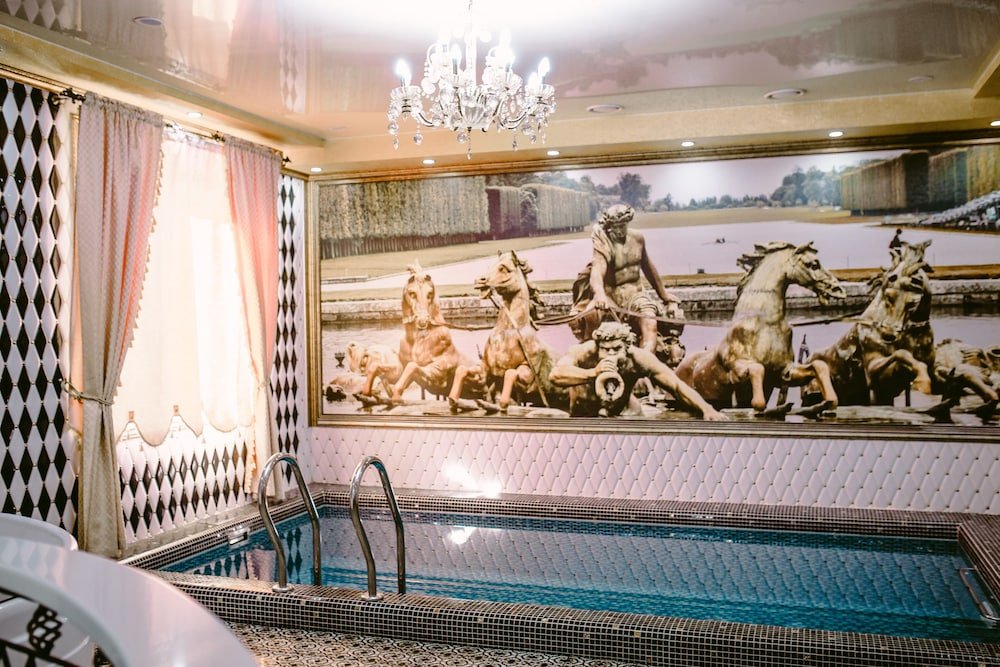 Фото Империя