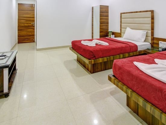 Фото Hotel Caravan