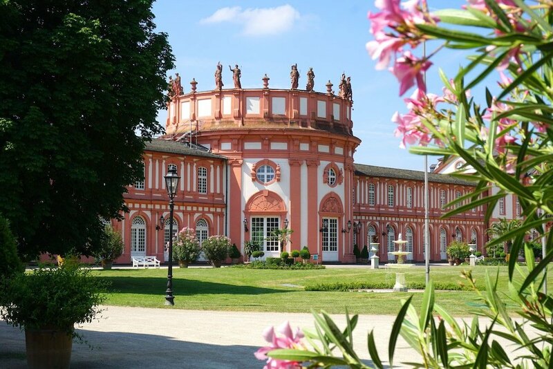Гостиница Hotel Am Schloss во Франкфурте-на-Майне
