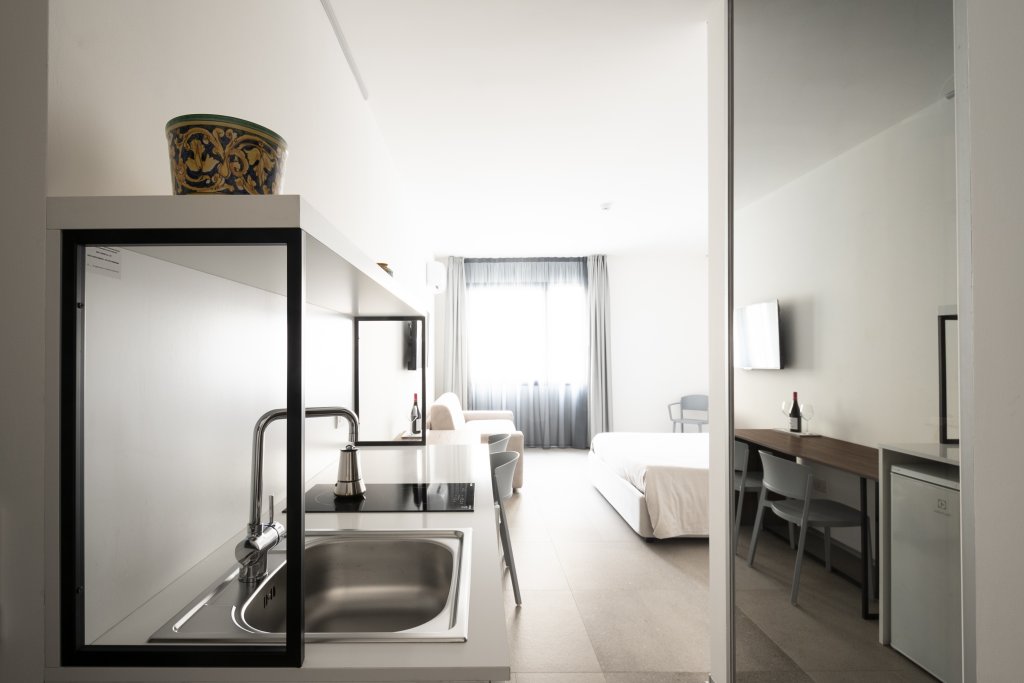 Фото Alkamuri Posh Hotel & SPA