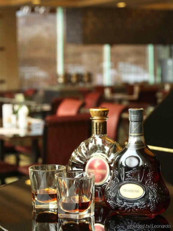 Фото Qingdao Kuaitong International Hotel