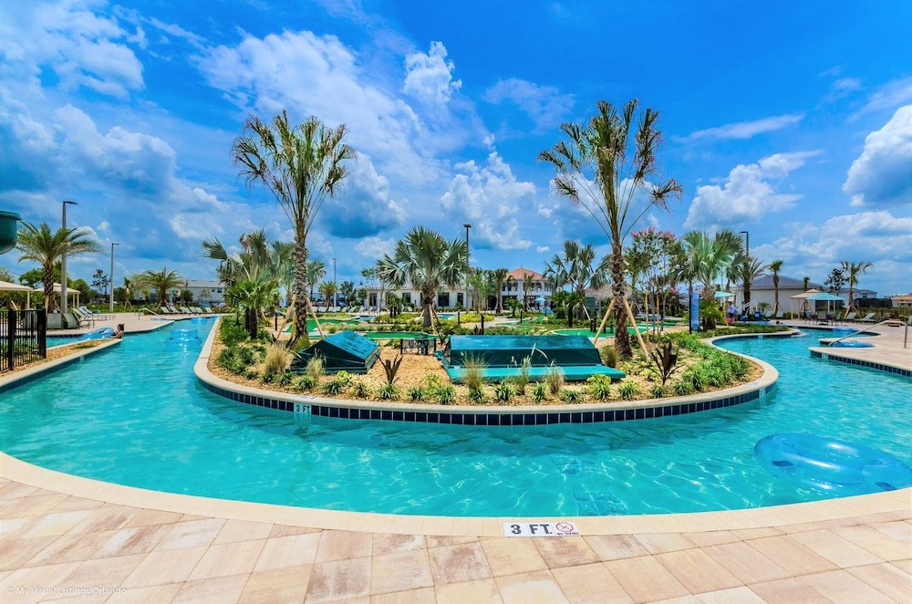 Фото Stylish Home w Private Pool, 10 Min. From Disney!