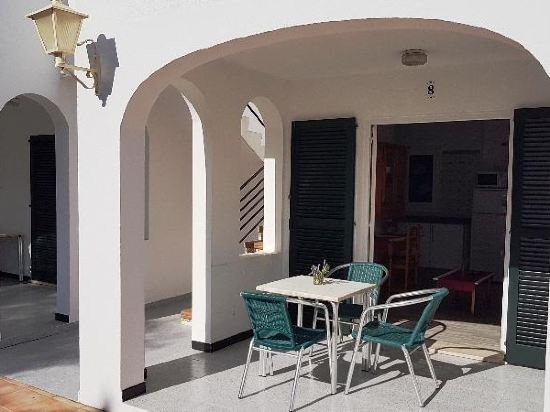 Фото Apartamentos Ses Anneres