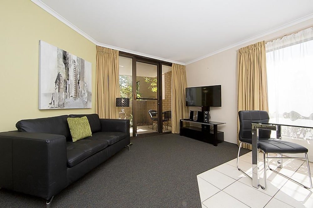 Фото Accommodate Canberra - Kingston Court