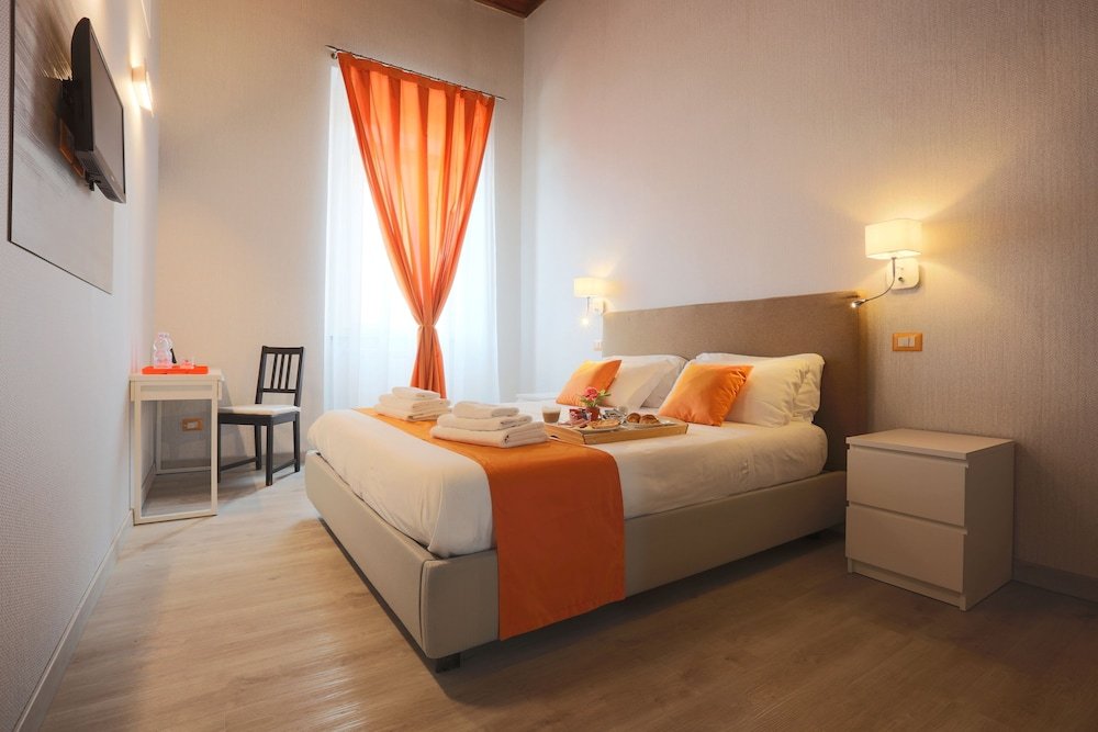 Фото History Suite