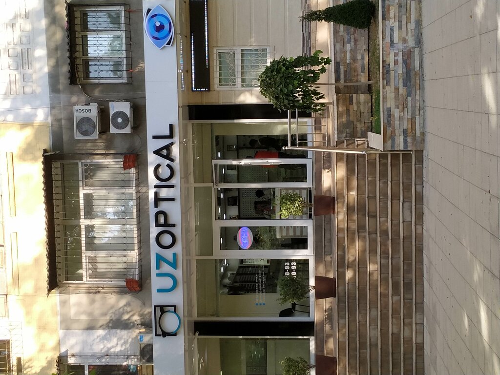 متجر أدوات بصرية Uzoptical Eurostyle Optical ، طشقند، صورة