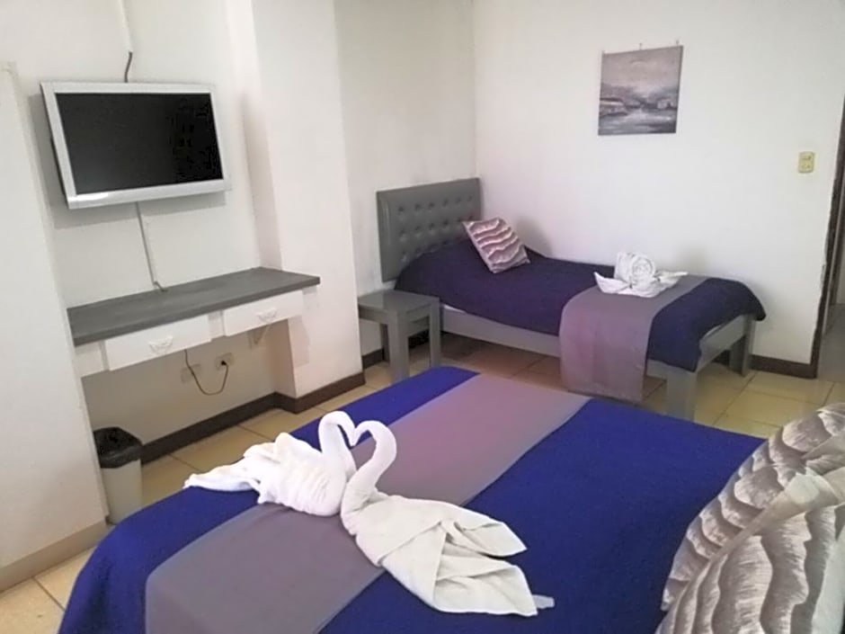 Фото Cocoon Hotel