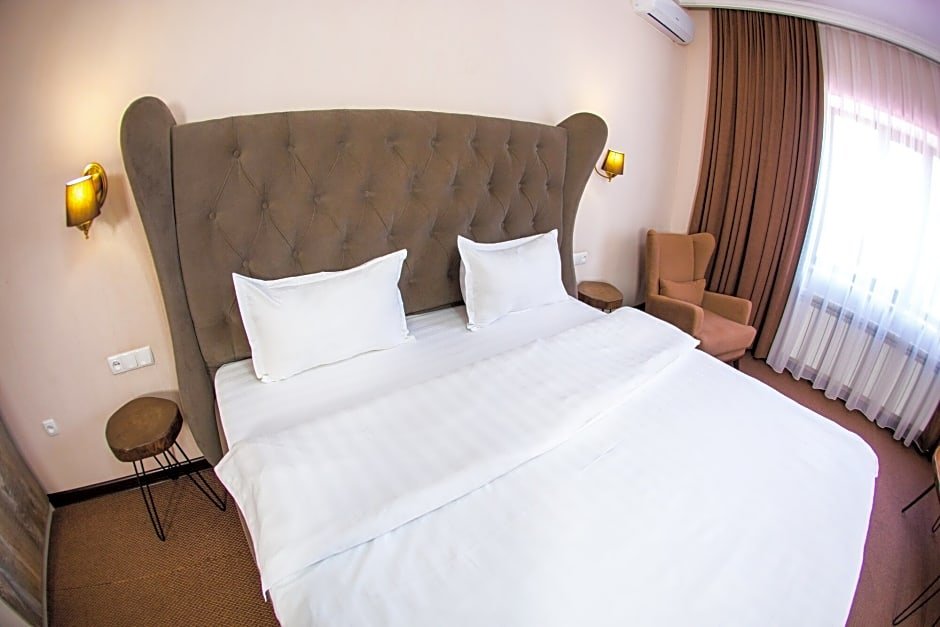 Фото Keremet Hotel