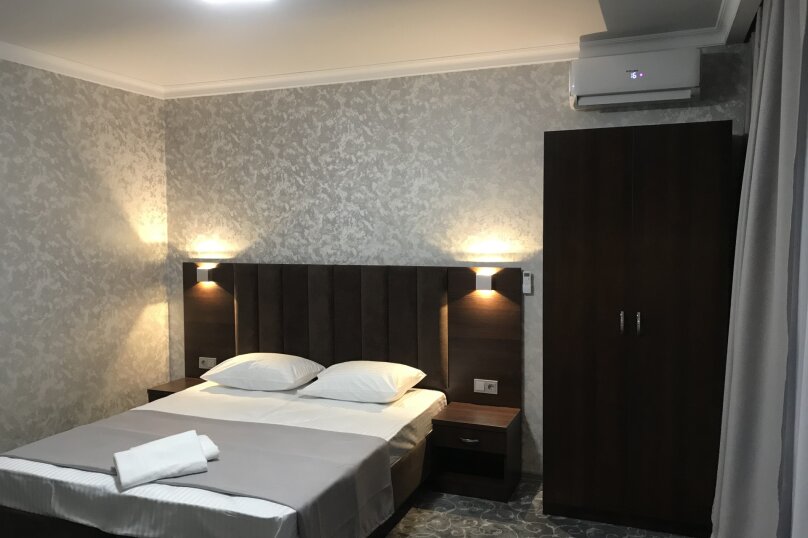 Фото Фемили отель