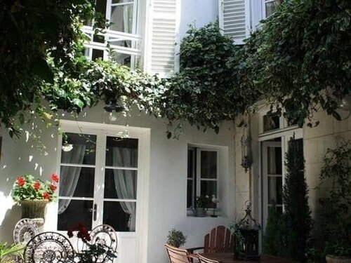 Гостиница Vue Sur Cour в Ла-Рошеле