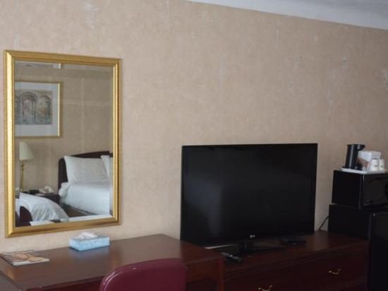 Фото Knights Inn North Bay