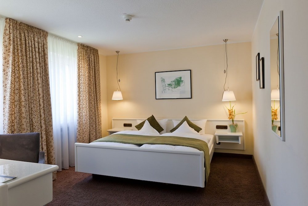 Фото Hotel Deutscher Hof