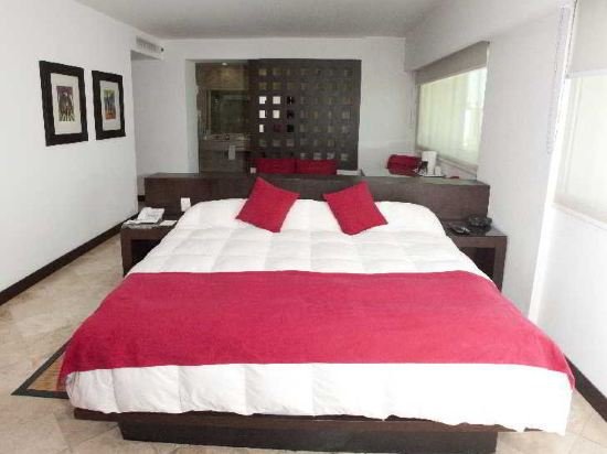 Фото We Hotel Aeropuerto