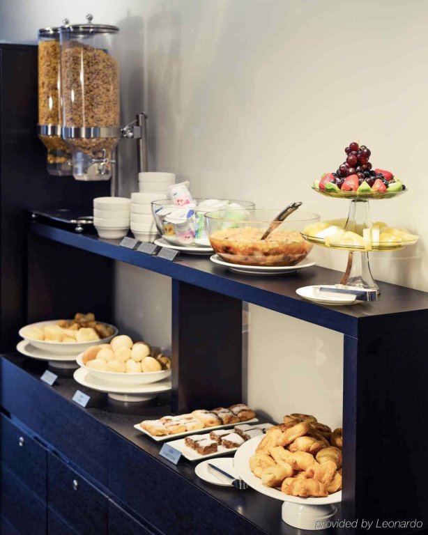 Фото Mercure Montevideo Punta Carretas