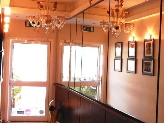 Фото Hotel Vauban