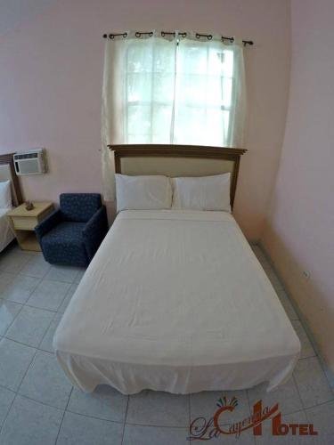 Фото La Cayenna Hôtel et Restaurant