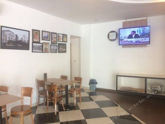 Фото DeMira Hotel