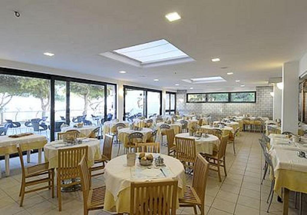 Фото Hotel Ambra