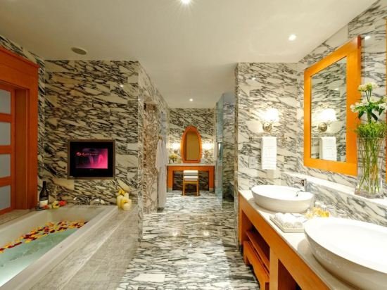 Фото Hotel Michael