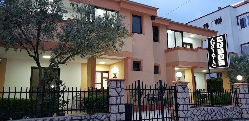 Фото Hotel Mediteran Ulcinj